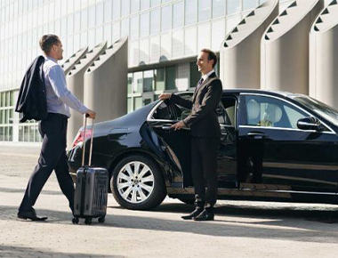 Pick Up & Drop Services in Sujayeendra guest house, 